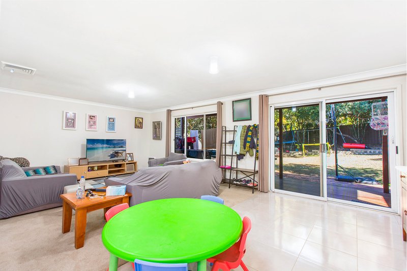 Photo - 14 Cobbity Street, Seven Hills NSW 2147 - Image 4