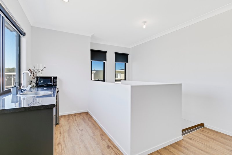 Photo - 14 Cobbold Lane, Maroochydore QLD 4558 - Image 11