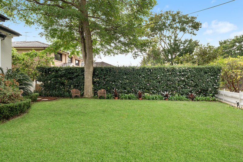 Photo - 14 Coleridge Street, Pymble NSW 2073 - Image 10