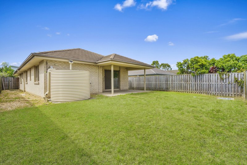 Photo - 14 Collingrove Circuit, Pimpama QLD 4209 - Image 9