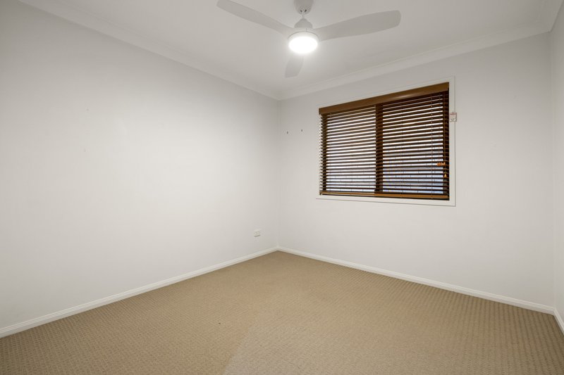 Photo - 14 Colorado Drive, Springfield Lakes QLD 4300 - Image 11