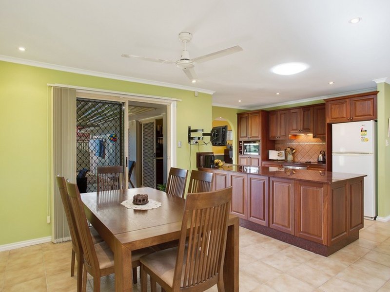 Photo - 14 Congreve Close, Mudgeeraba QLD 4213 - Image 4