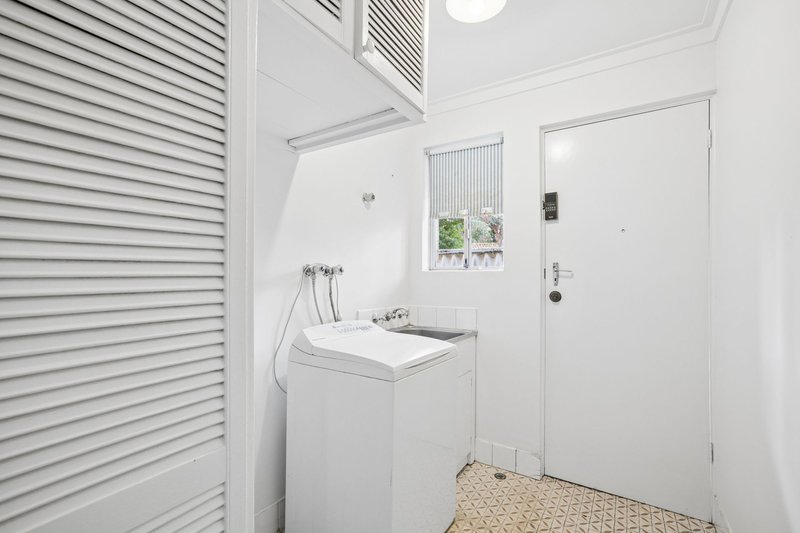 Photo - 14 Conlon Street, Waterford WA 6152 - Image 12