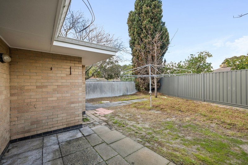 Photo - 14 Conlon Street, Waterford WA 6152 - Image 13