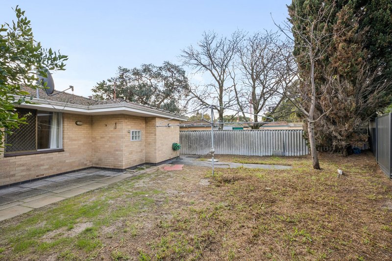 Photo - 14 Conlon Street, Waterford WA 6152 - Image 14