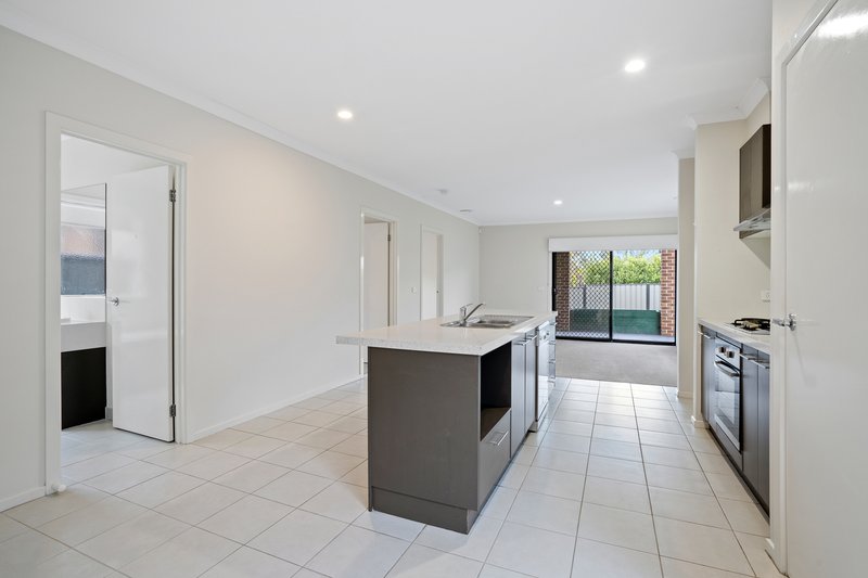 Photo - 14 Connors Road, Mernda VIC 3754 - Image 3