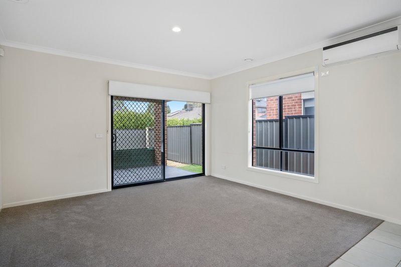 Photo - 14 Connors Road, Mernda VIC 3754 - Image 5