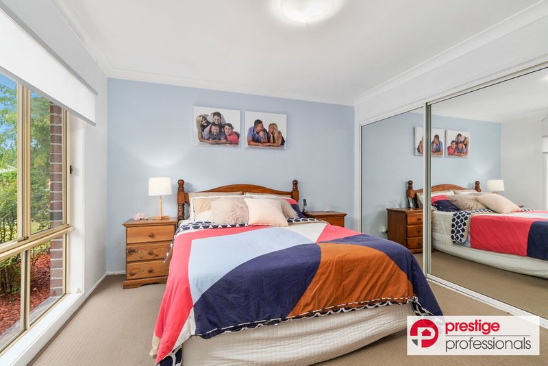 Photo - 14 Continua Court, Wattle Grove NSW 2173 - Image 9