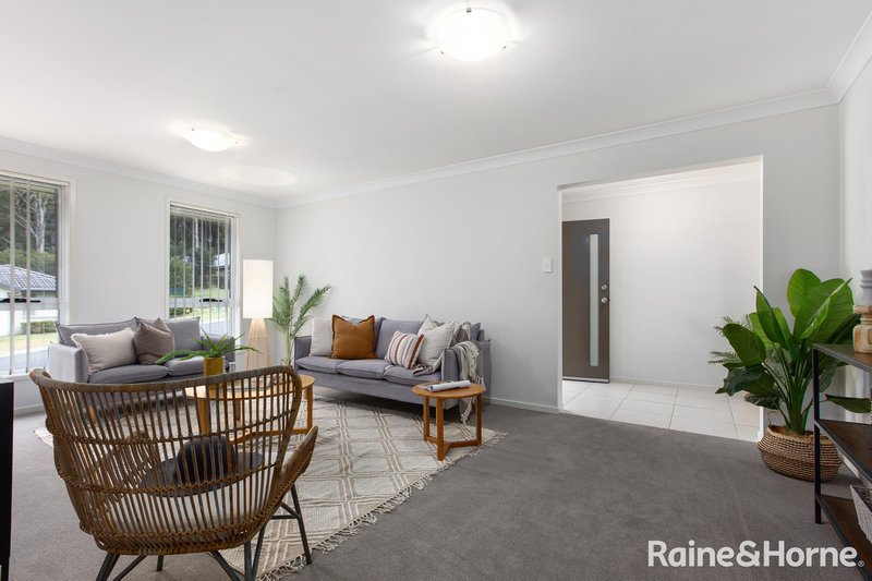 Photo - 14 Coolabah Close, Fletcher NSW 2287 - Image 5