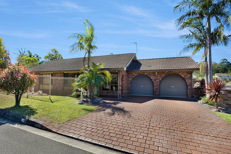 14 Coolawin Crescent, Shellharbour NSW 2529