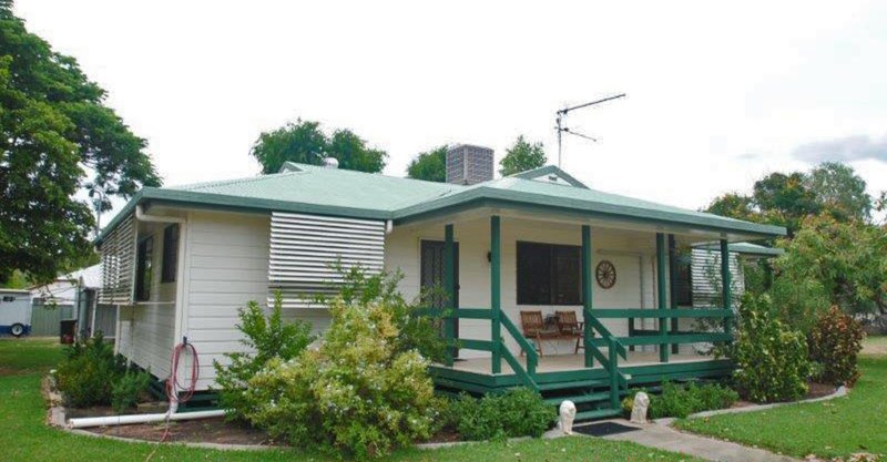 Photo - 14 Coolibah Street, Barcaldine QLD 4725 - Image