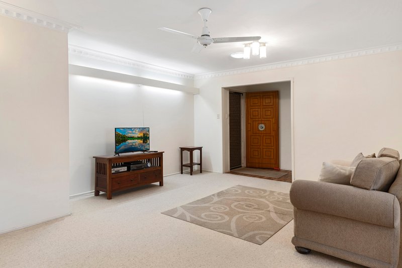 Photo - 14 Coolinda Street, Sunnybank QLD 4109 - Image 4