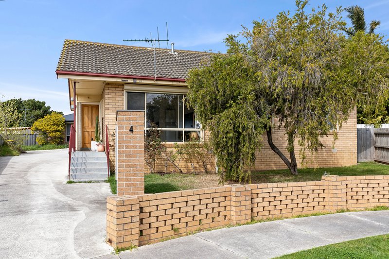 1/4 Cooma Court, North Geelong VIC 3215