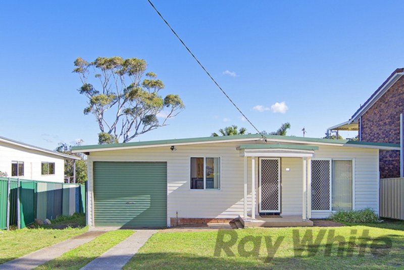 14 Coonanga Avenue, Budgewoi NSW 2262