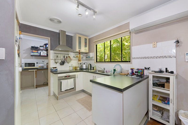 Photo - 14 Coonarr Road, Kinkuna QLD 4670 - Image 7