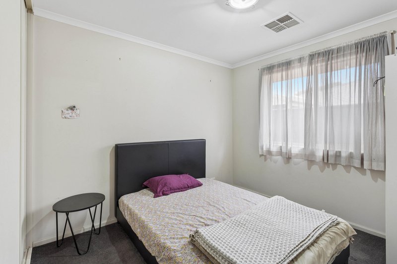 Photo - 14 Coonawarra Avenue, Andrews Farm SA 5114 - Image 6