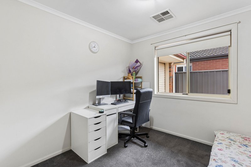 Photo - 14 Coonawarra Avenue, Andrews Farm SA 5114 - Image 7