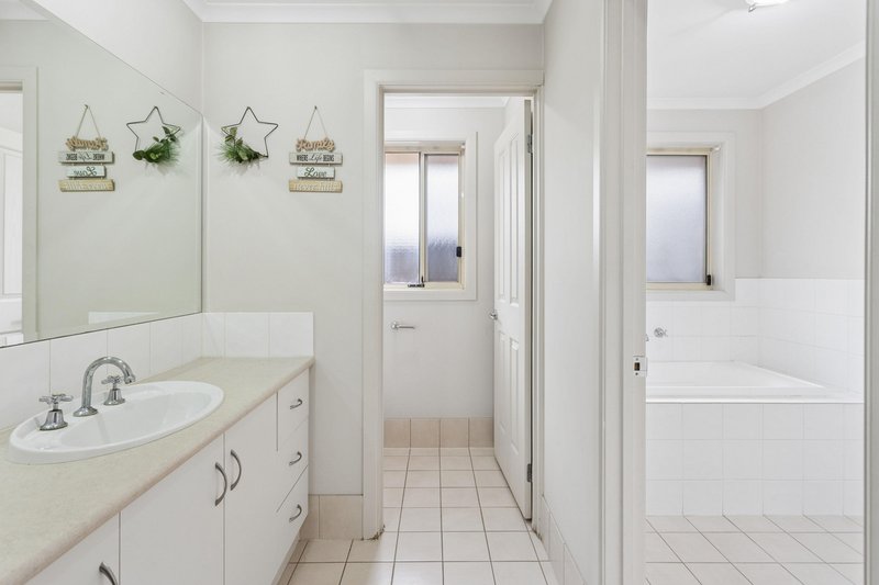 Photo - 14 Coonawarra Avenue, Andrews Farm SA 5114 - Image 8