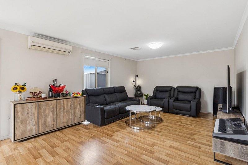 Photo - 14 Coonawarra Avenue, Andrews Farm SA 5114 - Image 12