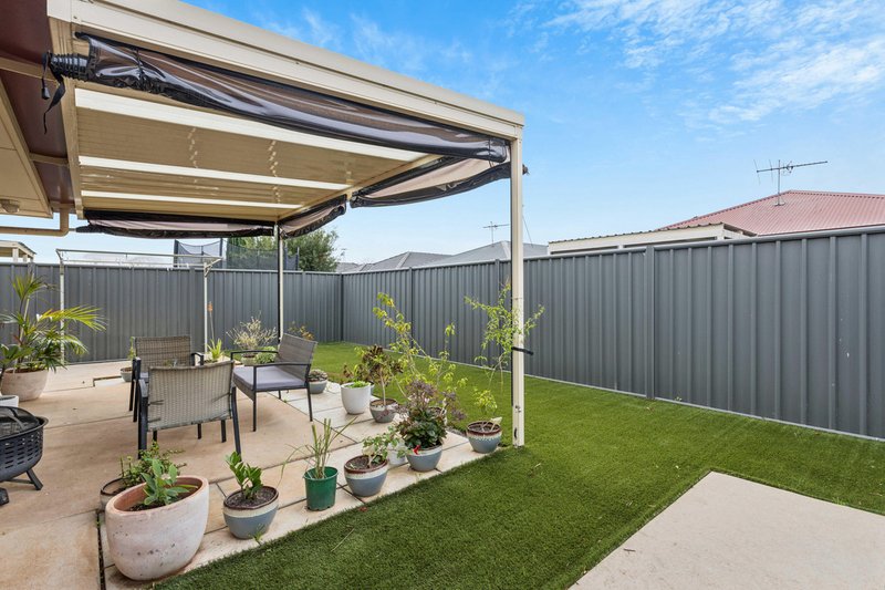 Photo - 14 Coonawarra Avenue, Andrews Farm SA 5114 - Image 17