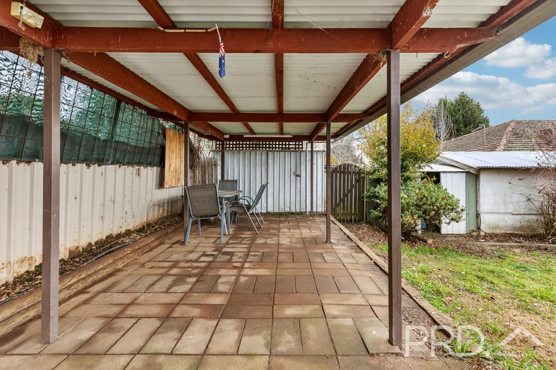 Photo - 14 Coorabel Avenue, Batlow NSW 2730 - Image 12