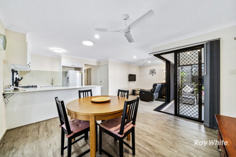 Photo - 14 Coralina Crescent, Logan Reserve QLD 4133 - Image 4