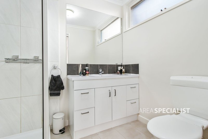 Photo - 14 Corio Drive, Springvale South VIC 3172 - Image 15