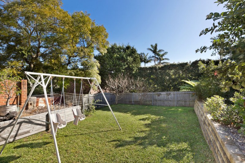 Photo - 14 Corrie Road, North Manly NSW 2100 - Image 2