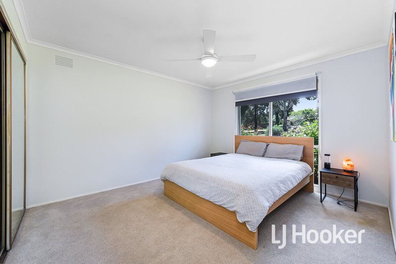 Photo - 14 Cotham Square, Hampton Park VIC 3976 - Image 4