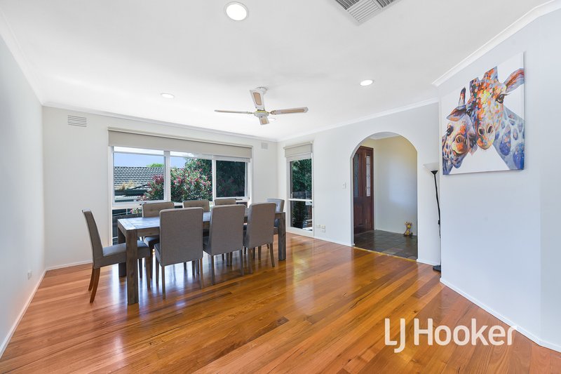 Photo - 14 Cotham Square, Hampton Park VIC 3976 - Image 13