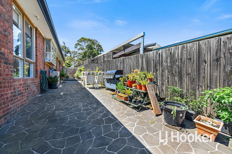 Photo - 14 Cotham Square, Hampton Park VIC 3976 - Image 17