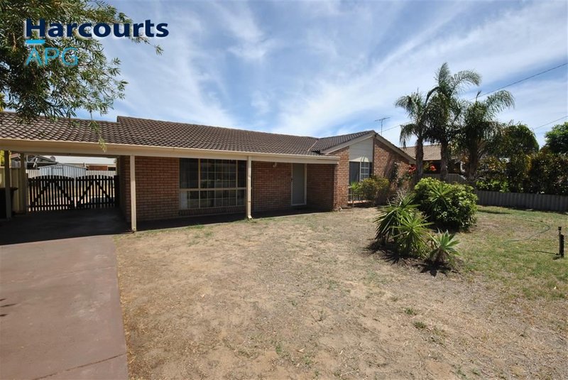 14 Cousins Ave , Usher WA 6230