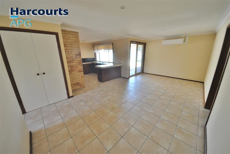 Photo - 14 Cousins Ave , Usher WA 6230 - Image 7