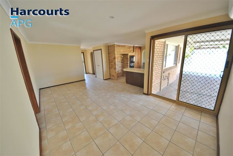 Photo - 14 Cousins Ave , Usher WA 6230 - Image 12