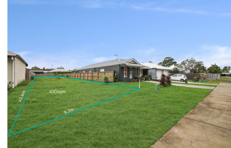 Photo - 14 Cox Drive, Morayfield QLD 4506 - Image 3