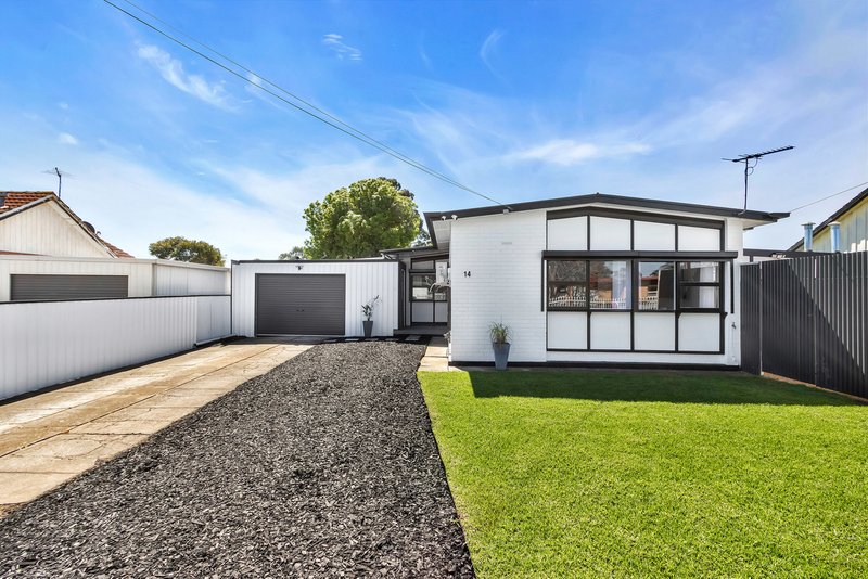 Photo - 14 Crabb Road, Smithfield Plains SA 5114 - Image 1