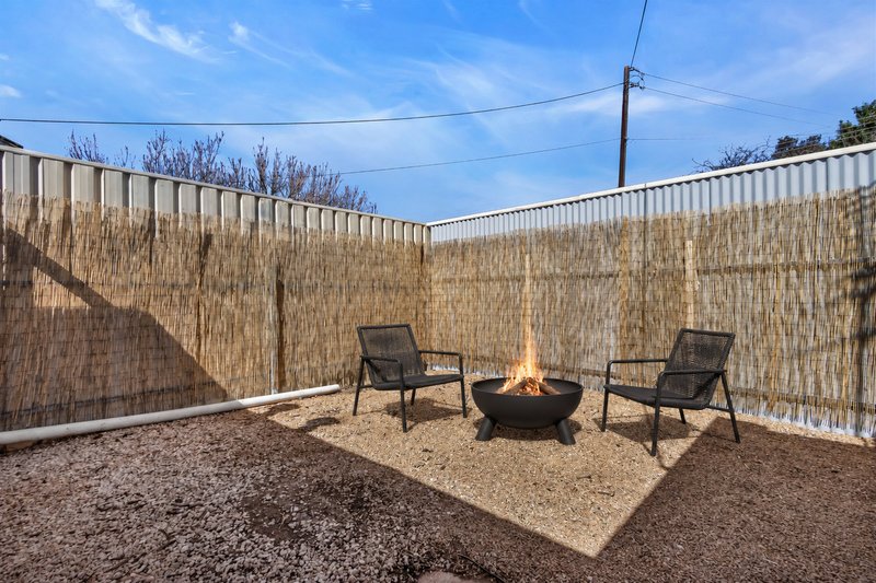 Photo - 14 Crabb Road, Smithfield Plains SA 5114 - Image 3