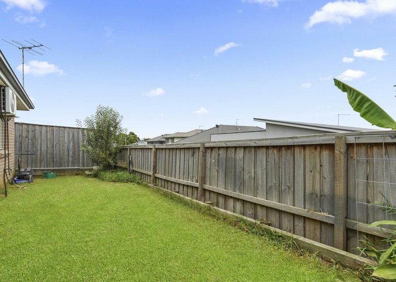 Photo - 14 Cradle Avenue, Minto NSW 2566 - Image 12