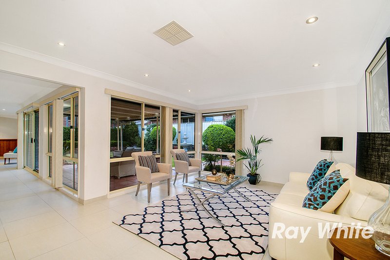 Photo - 14 Crestview Ave , Kellyville NSW 2155 - Image 6