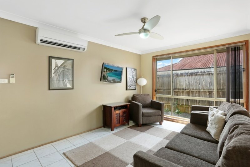 Photo - 14 Crommelin Cres , St Helens Park NSW 2560 - Image 7