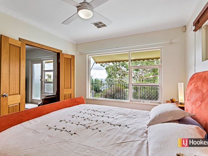 Photo - 14 Crompton Drive, Wattle Park SA 5066 - Image 8