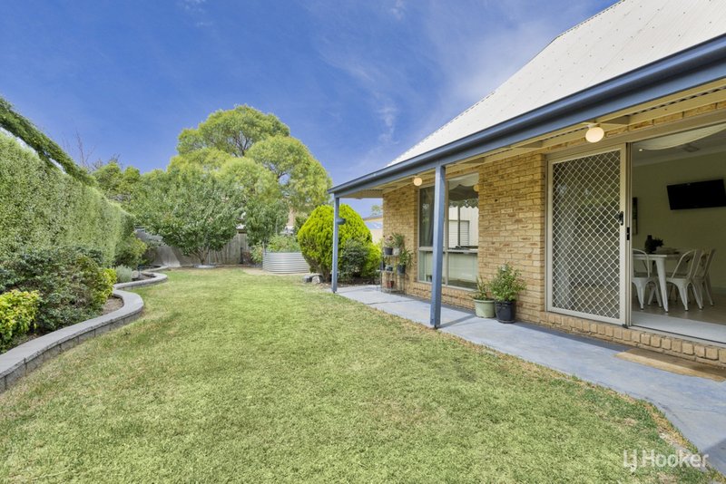 Photo - 14 Cropley Court, Seabrook VIC 3028 - Image 9