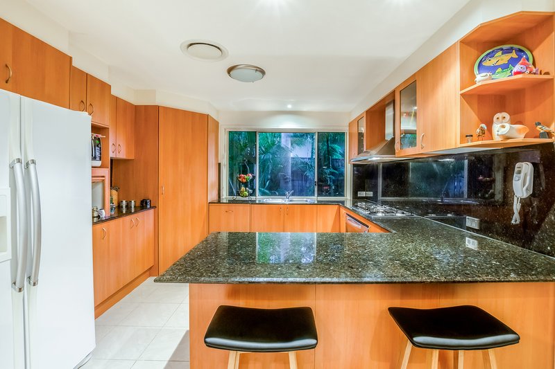 Photo - 14 Crusade Court, Coomera Waters QLD 4209 - Image 4