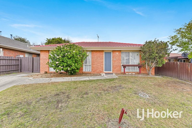 Photo - 14 Cumberland Chase, Hampton Park VIC 3976 - Image 11