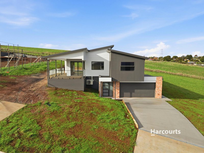 Photo - 14 Curtis Place, Ambleside TAS 7310 - Image 2