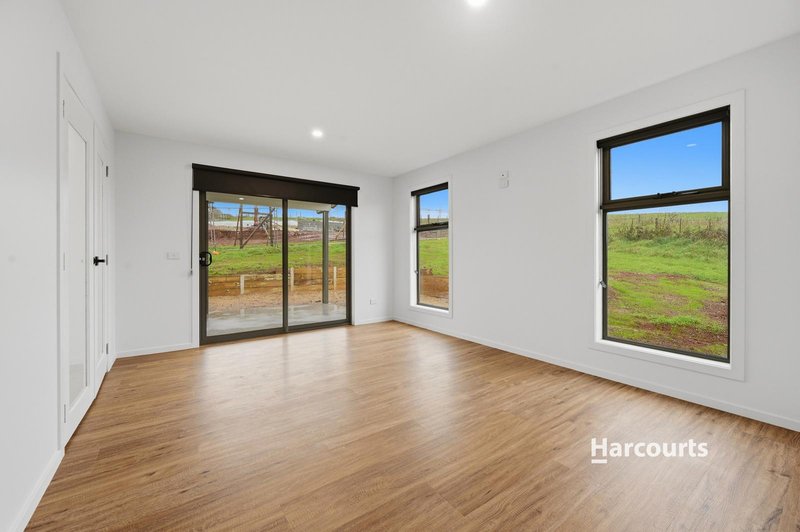 Photo - 14 Curtis Place, Ambleside TAS 7310 - Image 10