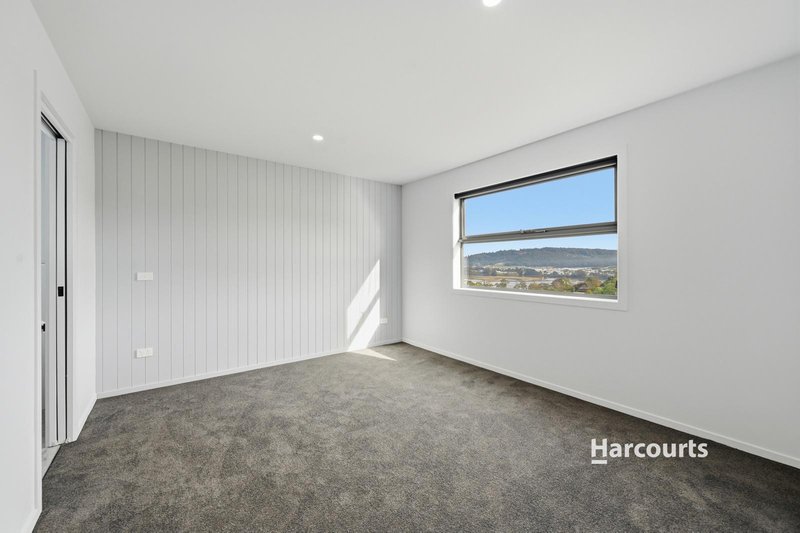 Photo - 14 Curtis Place, Ambleside TAS 7310 - Image 11