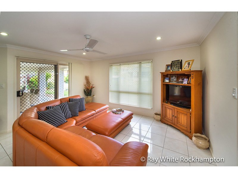 Photo - 14 Cycad Court, Norman Gardens QLD 4701 - Image 8