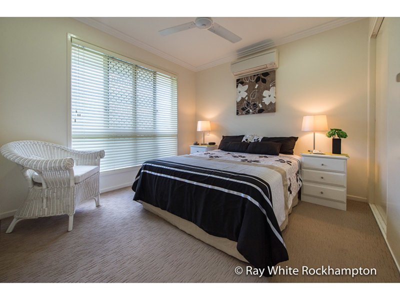 Photo - 14 Cycad Court, Norman Gardens QLD 4701 - Image 15