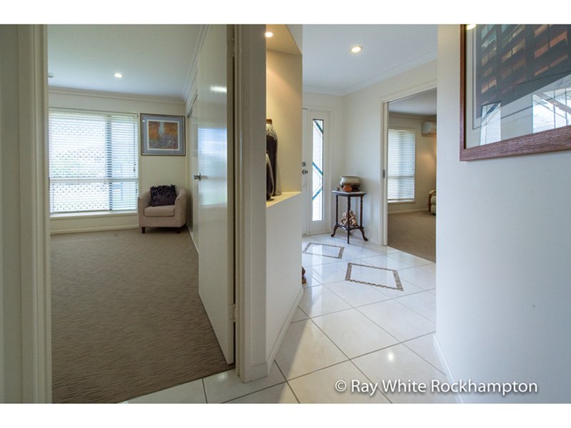 Photo - 14 Cycad Court, Norman Gardens QLD 4701 - Image 16